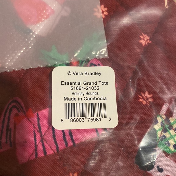New Vera Bradley Essential Grand Tote Holiday Hounds - Picture 3 of 5